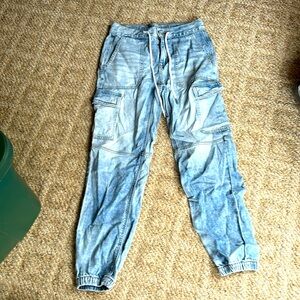 American Eagle cargo pocket jogger Jean